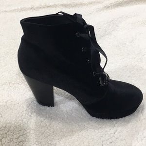 Betseyville Heeled Booties